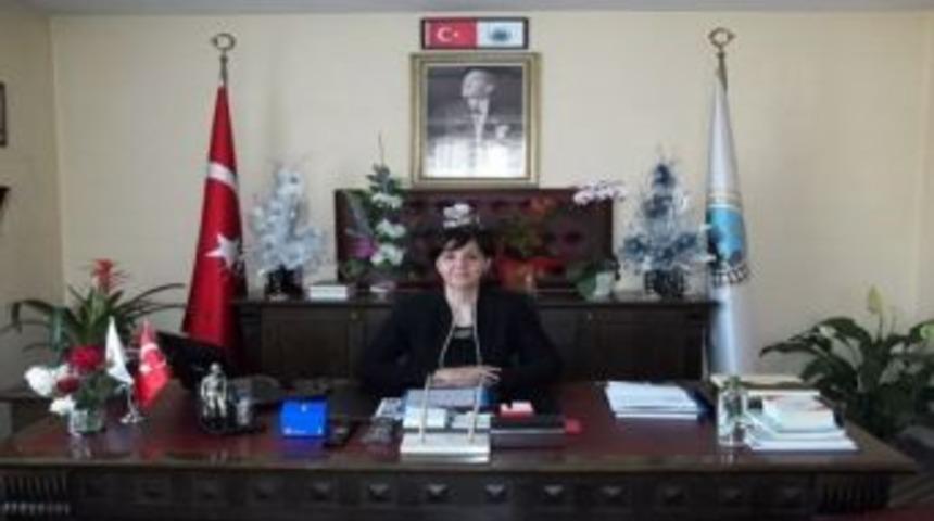 Başkan G&uuml;neş &Ouml;ğretmenler G&uuml;n&uuml;n&uuml; Kutladı