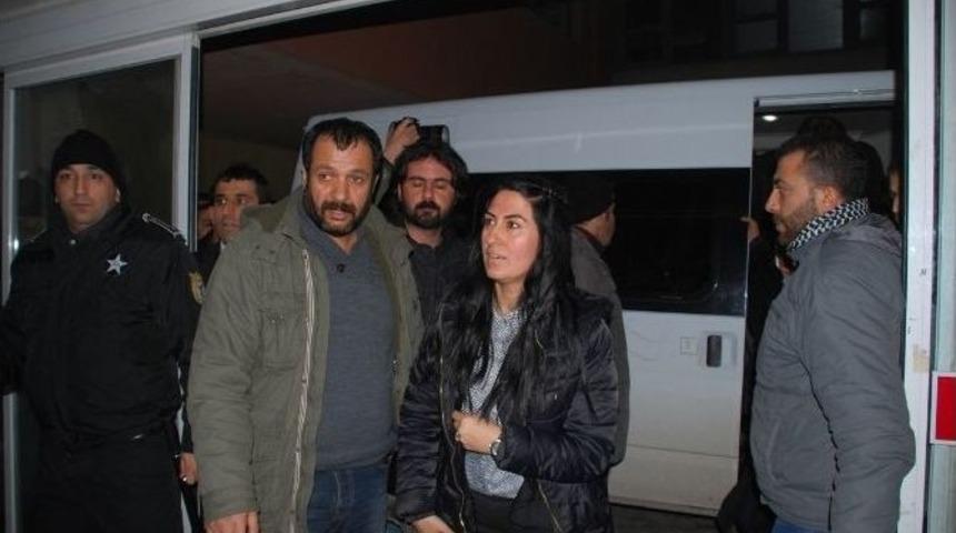G&ouml;zaltına Alınan Dbp&rsquo;li Belediye Eşbaşkanı Ve Meclis &Uuml;yeleri Serbest Bırakıldı