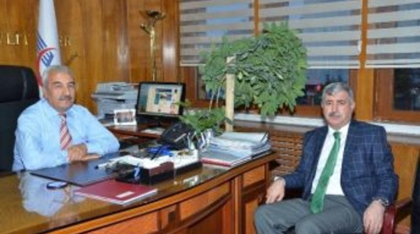 Başkan Uğur Polat&rsquo;tan Tcdd M&uuml;d&uuml;r&uuml;ne Ziyaret