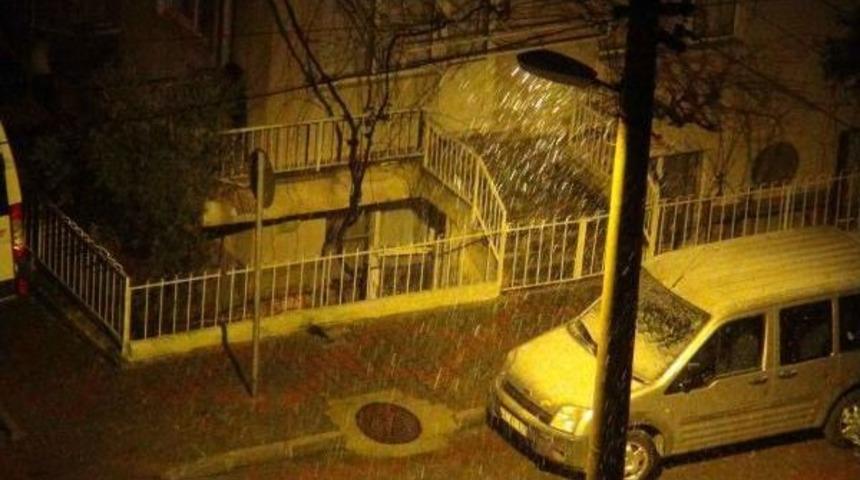 Muğla'da Kar Yağışı Etkili Oluyor