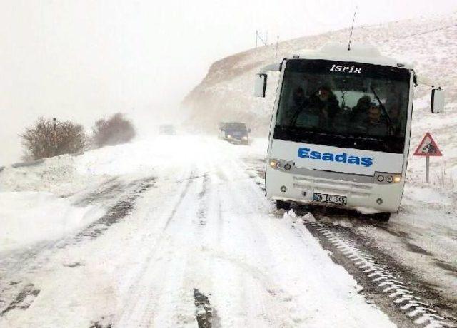 Tipide 10 Ara&ccedil;ta 50 Kişi Mahsur 2