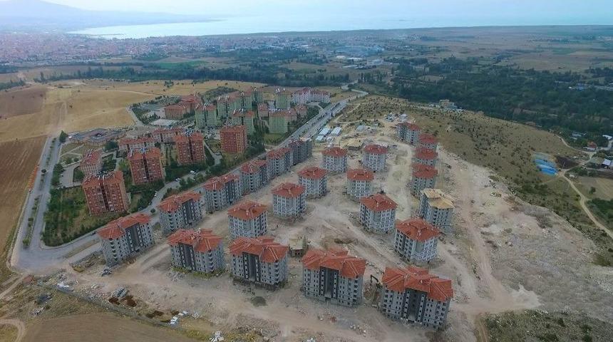 Beyşehir Belediyesi, İl&ccedil;eye Tersine G&ouml;&ccedil;&uuml; Toplu Konut Hamleleriyle Başlatacak