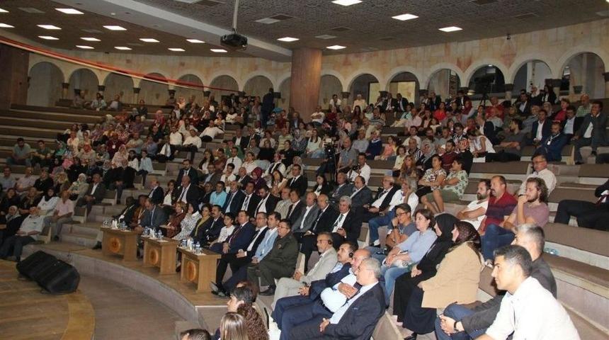 Nevşehir&rsquo;de Yarım Asırlık &Ccedil;iftlere Teşekk&uuml;r Plaketi Verildi