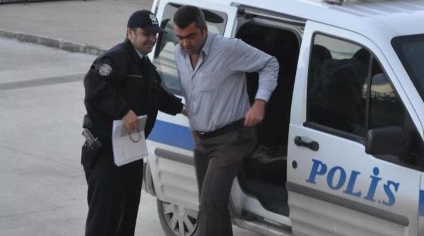 ALKOLL&Uuml; S&Uuml;R&Uuml;C&Uuml;S&Uuml; YIKTI GE&Ccedil;Tİ