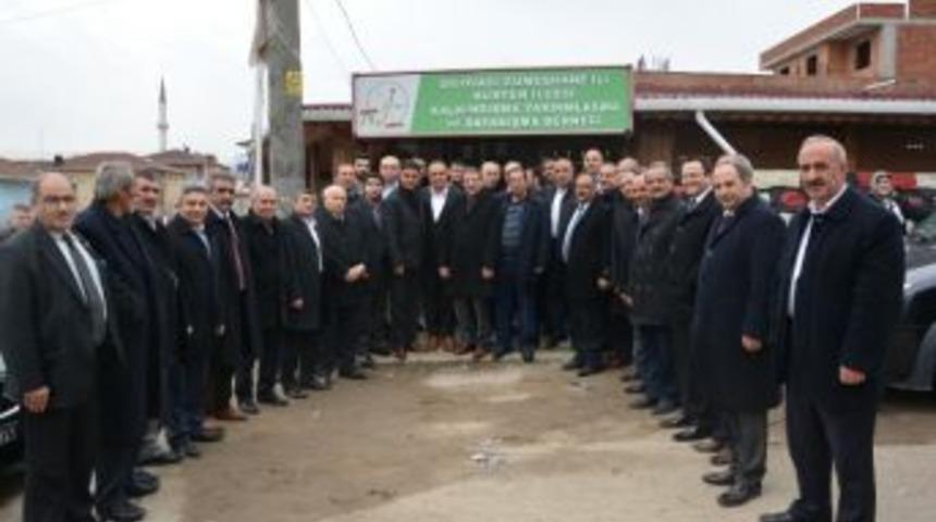 Milletvekili Şeker Ve Başkan Toltar K&uuml;rt&uuml;nl&uuml;ler&rsquo;i Ziyaret Etti