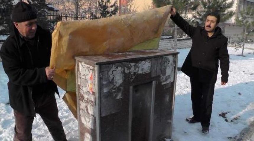 Muş'ta Sokak &Ccedil;eşmeleri De Naylonla Kaplandı