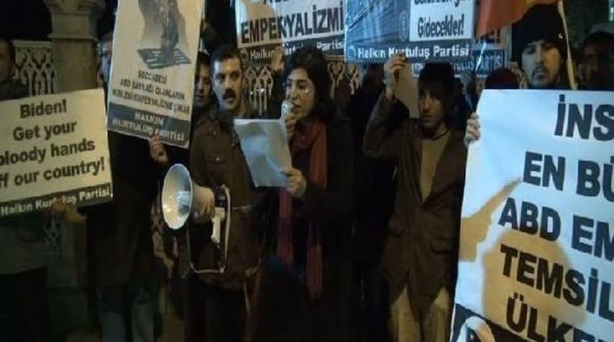 DOLMABAH&Ccedil;E'DE BİDEN PROTESTOSU