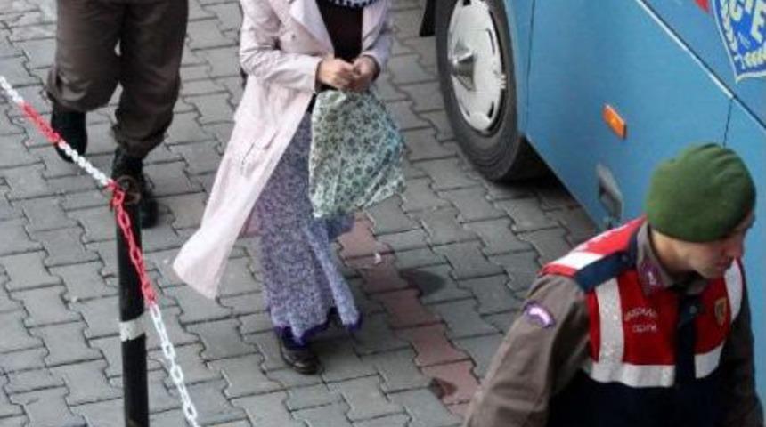 Oğluna Cinsel İstismardan Yargılanan Anneye 12 Yıl 6 Ay Hapis