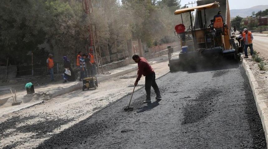 Siirt&rsquo;te Asfalt &Ccedil;alışması Devam Ediyor