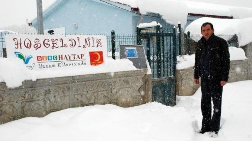 A&ccedil; Kalan Yavru Kurt Koruma Altına Alındı