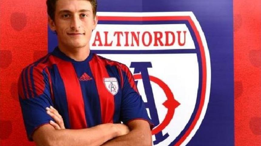 Altınordu'da Yaprak D&ouml;k&uuml;m&uuml;