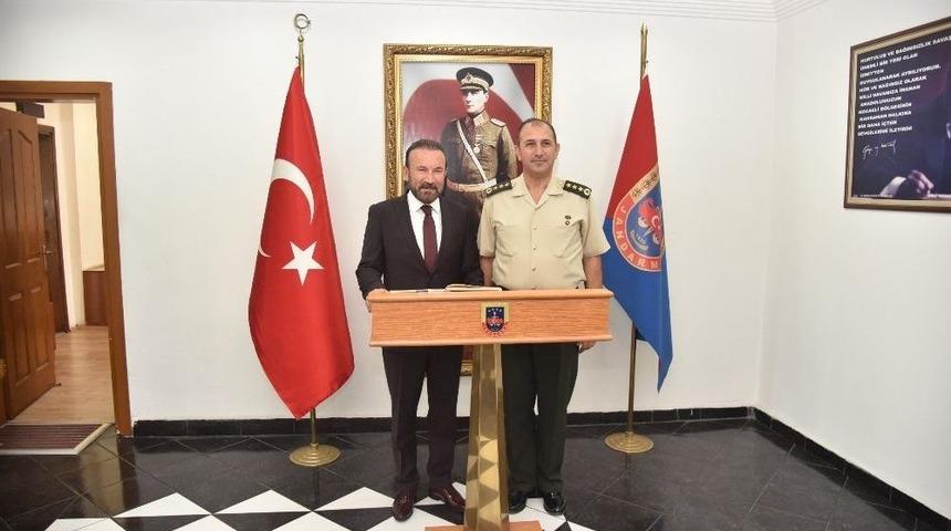Doğan&rsquo;dan, Jandarma Komutanına Hayırlı Olsun Ziyareti