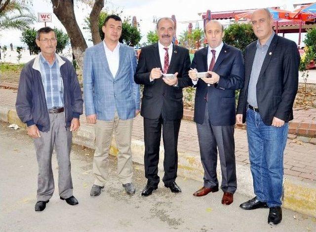 Mudanya Belediyesi 5 Bin Kişiye Aşure Dağıttı