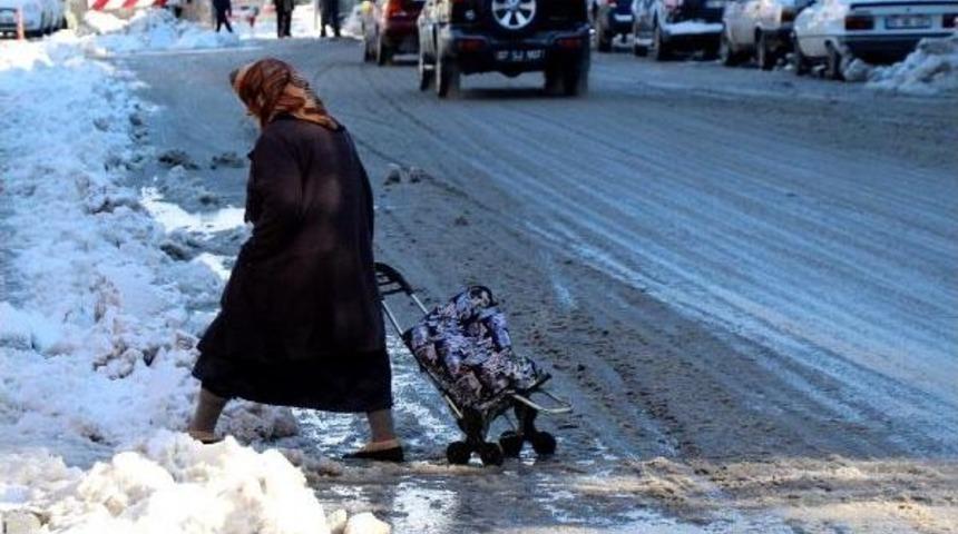 Burdur Beyaza B&uuml;r&uuml;nd&uuml;