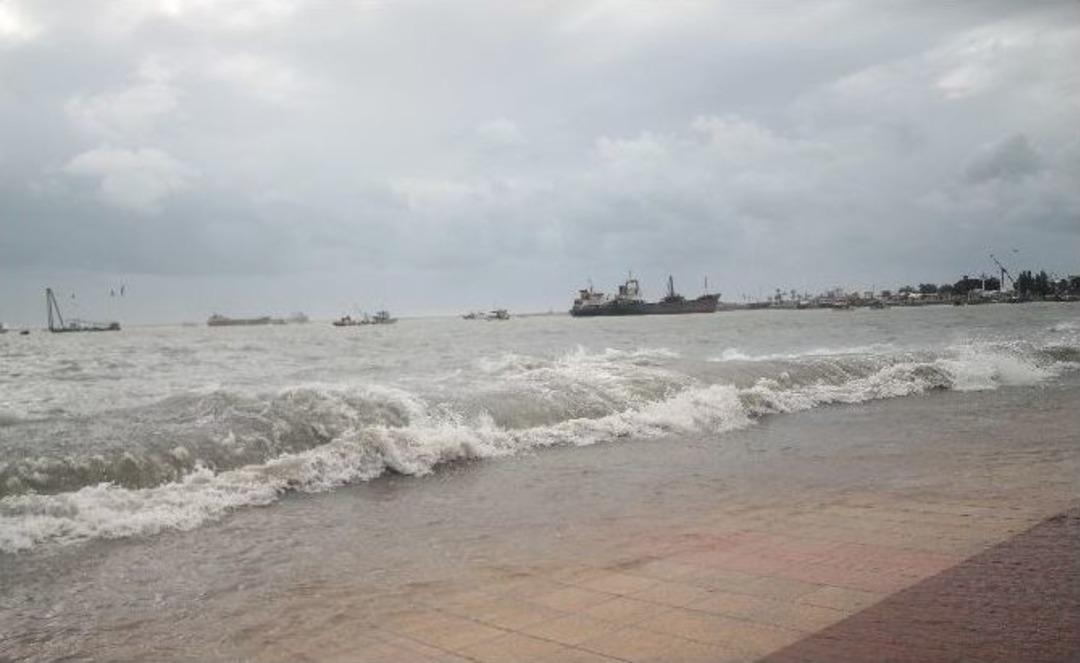 Deniz Karaya &Ccedil;ıktı