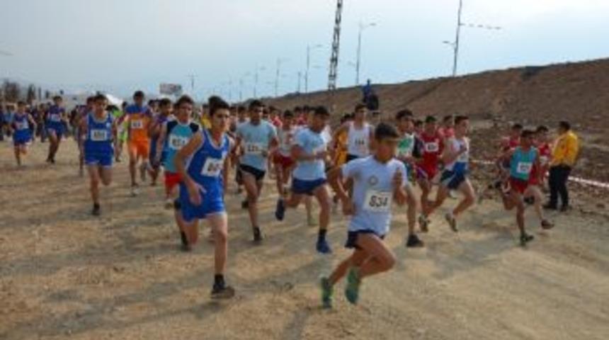 K&uuml;&ccedil;&uuml;k Ve Yıldızlar B&ouml;lgesel Kros Ligi 3. Kademe