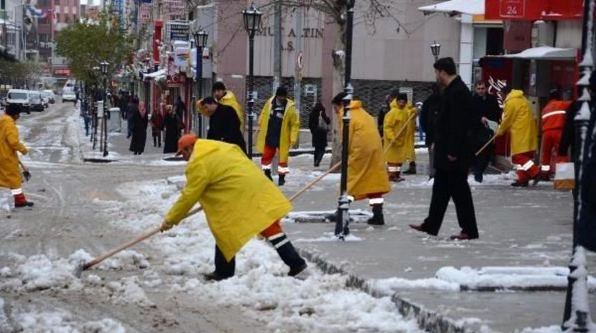 Yozgat Ve Kırıkkale'de Kar Etkili Oluyor (2)