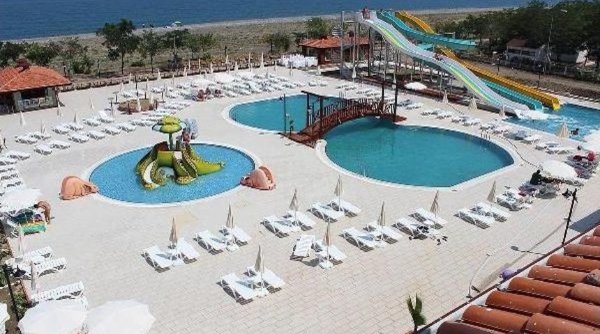 Otelin Kıyı Kenar &Ccedil;izgisi İ&ccedil;indeki Tesisleri Kapatıldı