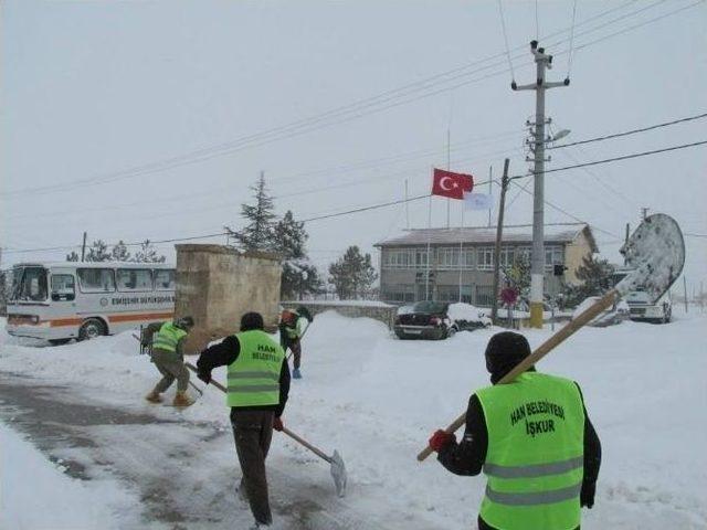 Eskişehir’in Han İlçesinde Karla Mücadele Çalışmaları