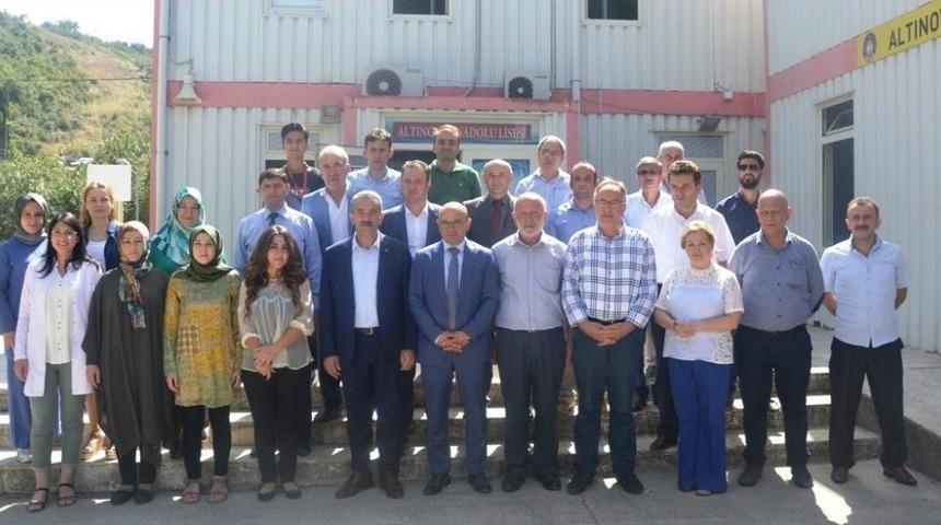 &Ouml;ztabak Eğitimcilerle Buluştu