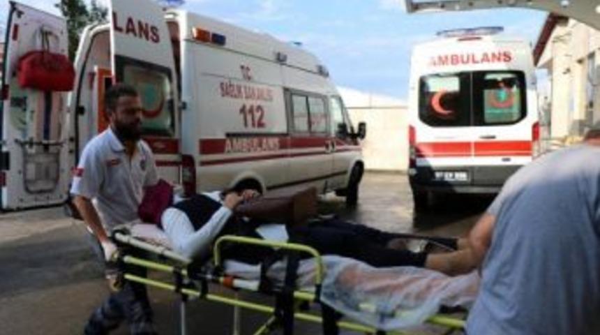 Otomobilin &Ccedil;arptığı &Ouml;ğretmen Yaralandı