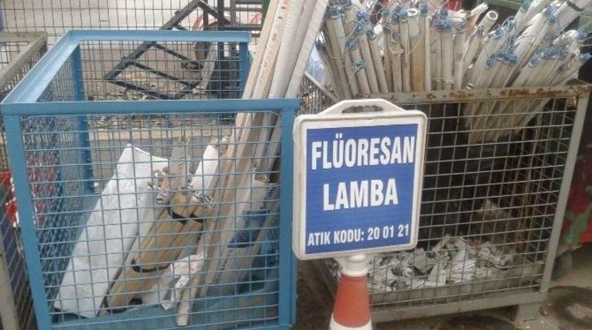 K&ouml;rfez Belediyesi Tehlikeli Atıklarla M&uuml;cadeleyi S&uuml;rd&uuml;r&uuml;yor