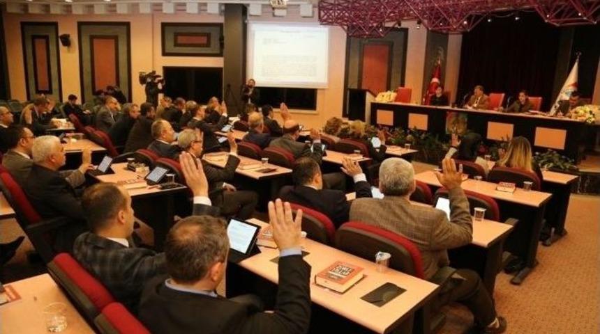 Kayseri-sivas Devlet Yolunun 8. Km&rsquo;de Belediye Meclis Kararı İle Yol Ve Ge&ccedil;iş Yolu İle Kavşak D&uuml;zenlemesi