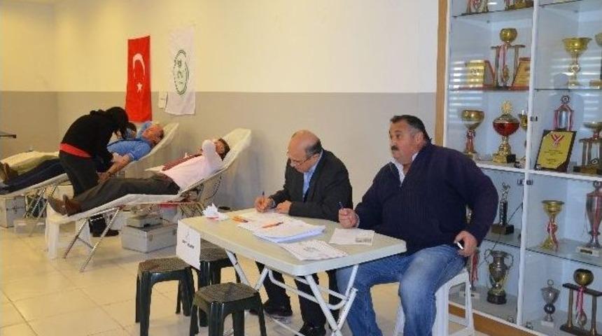 Dsi&rsquo;den Kızılay&rsquo;a Kan Bağışı