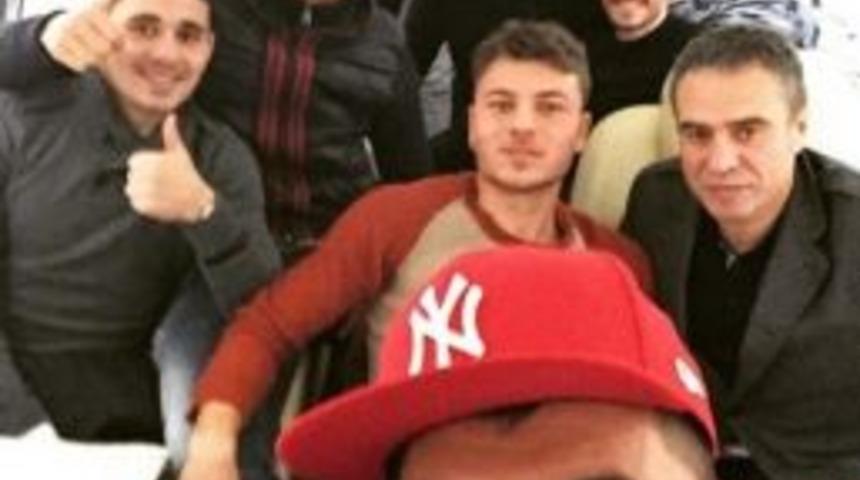 Cardozo&rsquo;nun Telefonundan Selfie