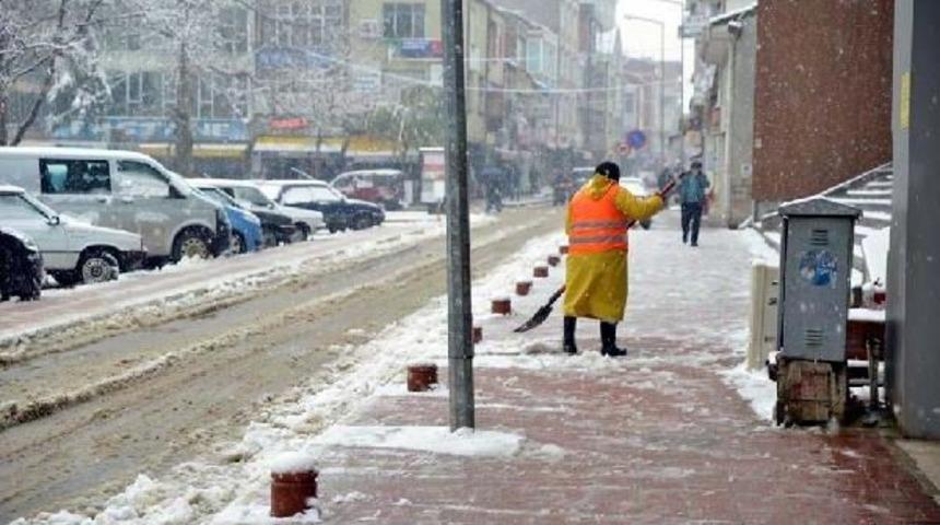 Tokat'ta 81 K&ouml;y Yolu Kardan Kapandı