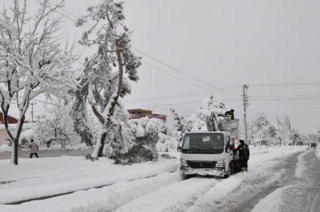 Denizli'de Okullar Yarın Da Tatil (2)