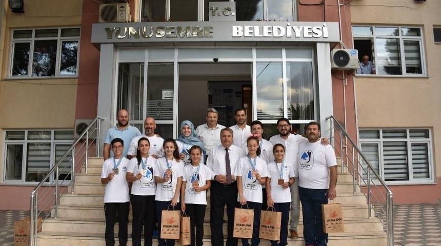 Başkan &Ccedil;er&ccedil;i Başarılı Judocuları Kutladı