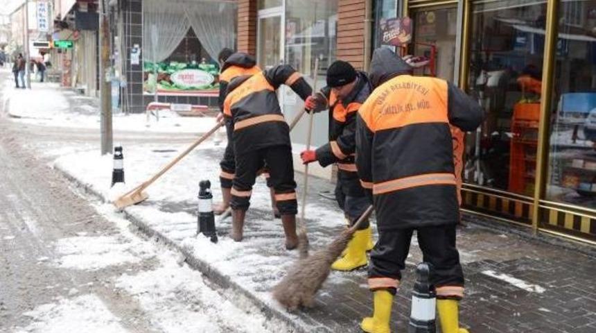 Uşak'ta Kar Seferberliği
