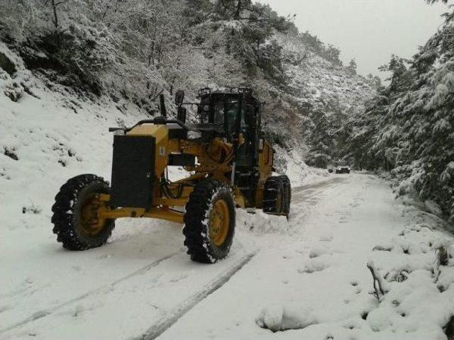 İzmir'de Soğuk Hava Seferberliği