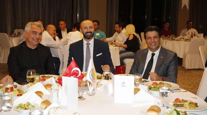 Başkan Gen&ccedil;, İşadamlarının Konuğu Oldu