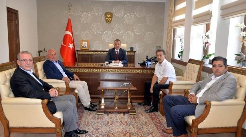 Bilecik Amat&ouml;r Spor Kul&uuml;pleri Federasyonundan Vali B&uuml;y&uuml;kakın&rsquo;a &rsquo;hayırlı Olsun&rsquo; Ziyaretleri