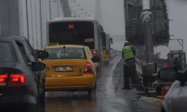 Köprü Ve Anayollarda Yoğunluk Yok