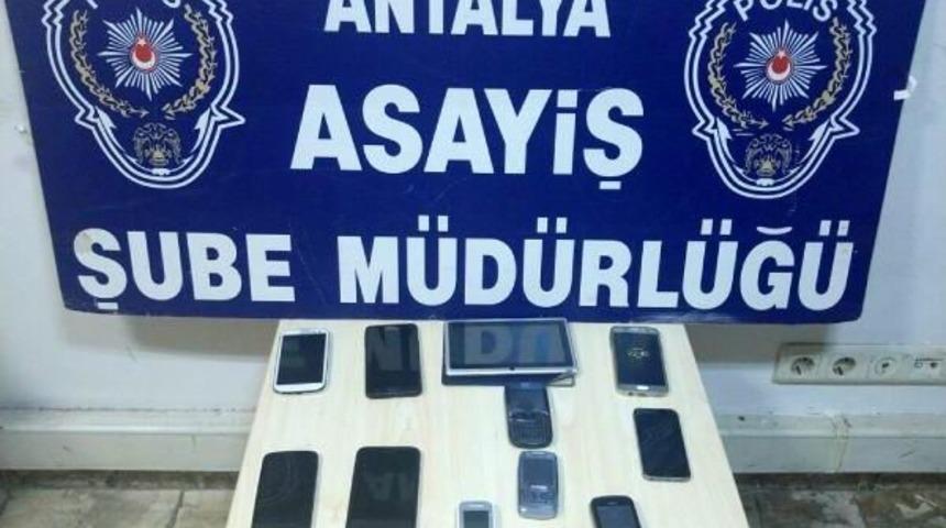 20 Günde 6 Ev Soydu