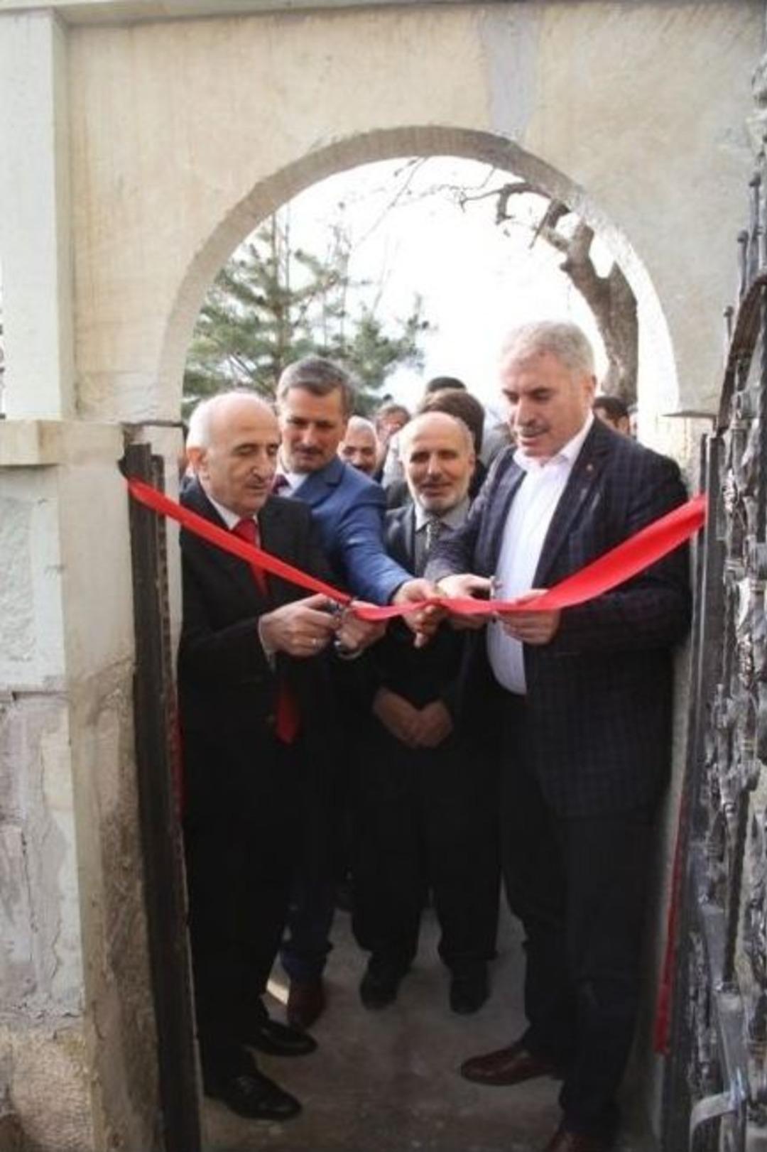 Aydıntepe H.osman Efendi T&uuml;rbesi Restore Edilerek Ziyarete A&ccedil;ıldı