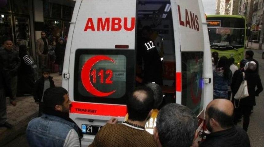 Cam Silerken Zemine &Ccedil;akıldı