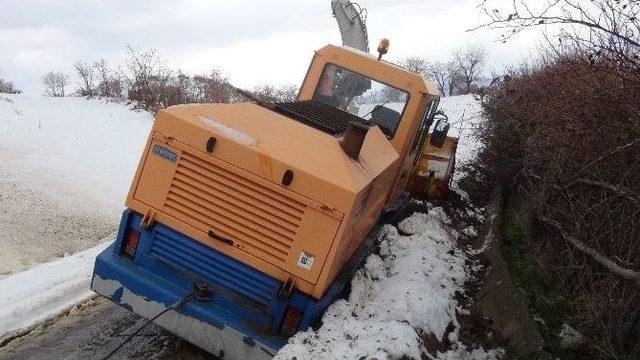 Bingöl’de 273 Köy Yolu Ulaşıma Kapandı