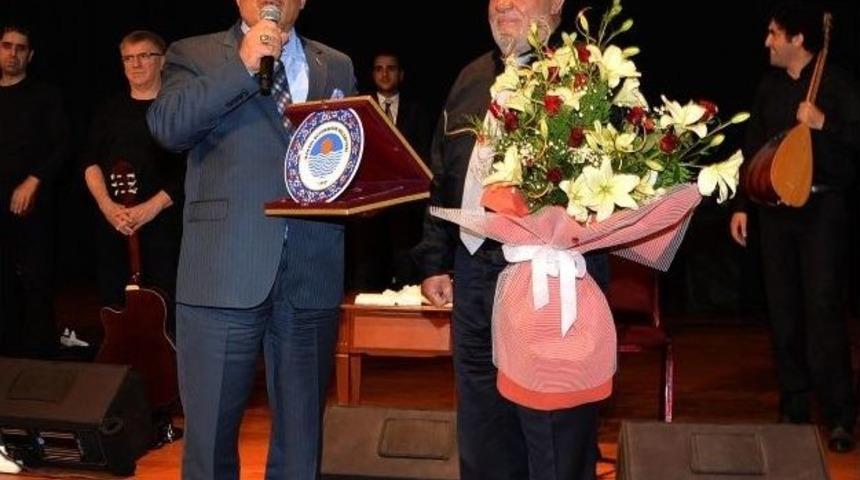 Musa Eroğlu Mersinli Sevenleriyle Buluştu