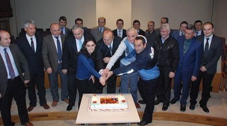 Belediye Personelinden, Başkan Arslan&rsquo;a Doğum G&uuml;n&uuml; S&uuml;rprizi