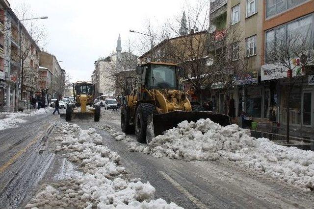 Belediyeden Karla Mücadele Çalışması