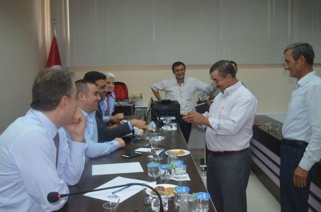 S&uuml;t &Uuml;reticileri İ&ccedil;in Hazırlanan Projede Kuralar &Ccedil;ekildi