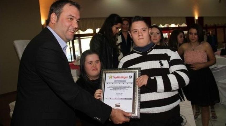 &Ccedil;ocuk Dostu Başkan Piriştina