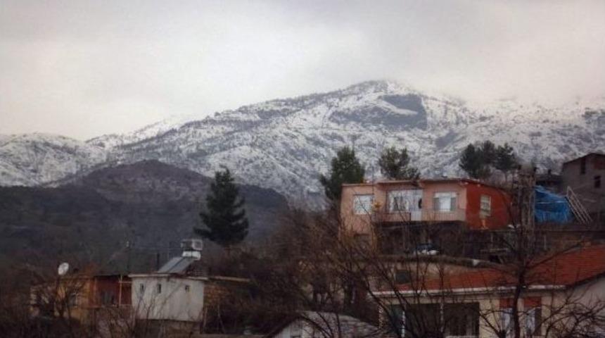 Gerger İl&ccedil;esinde Etkili Yağışlar Hayatı Olumsuz Etkiliyor