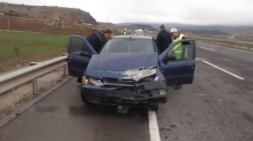 Bozüyük’te Trafik Kazası: 2 Yaralı