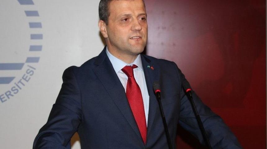 Prof. Dr. Musa Yıldız: "bugün Yaşanan Sıkıntıların Reçetesi Divan-ı Hikmet’te Yazıyor"