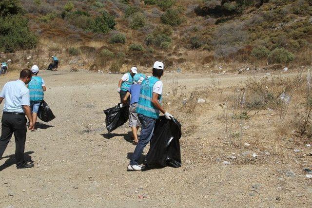 Karataş’da Temizlik Çalışması Yapıldı